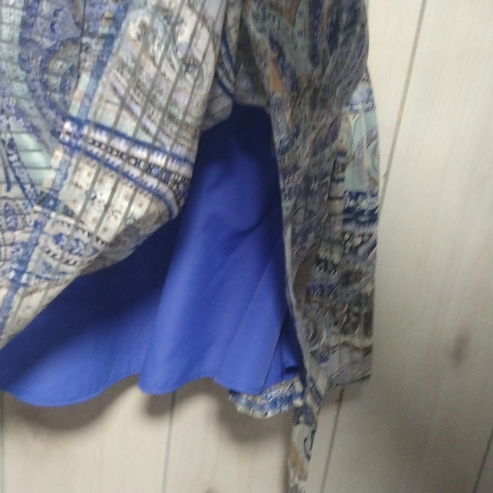 Dress - Picture 4 of 4